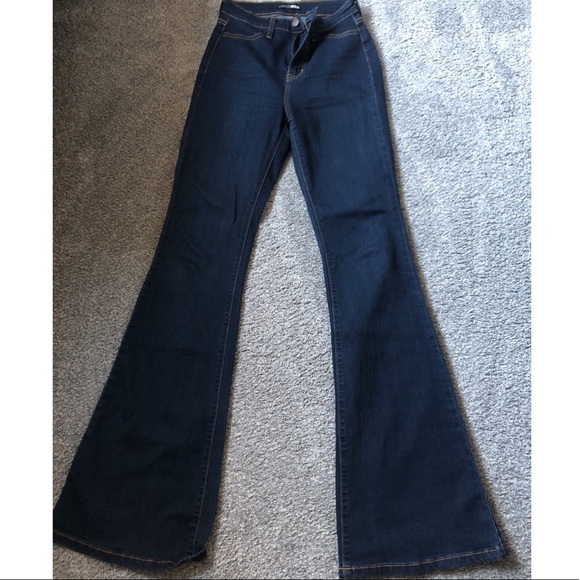 Jeans - Picture 4 of 5